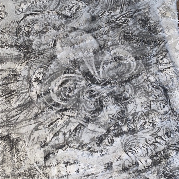 Tank Top - Picture 2 of 5